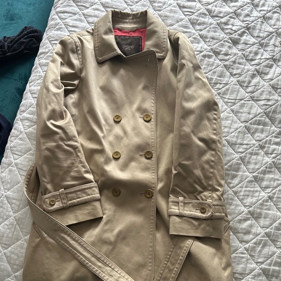 Authentic Coach 100 percent cotton beige trench coat - Picture 1 of 11